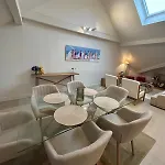 Appartement Historic Charm Penthouse Leuven